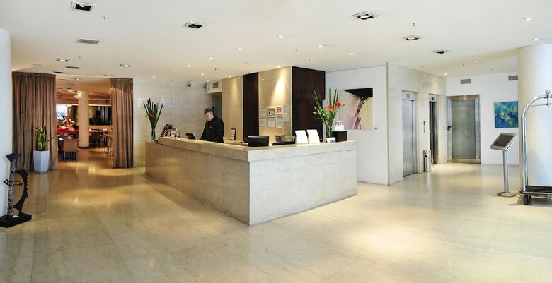 Hotel Dazzler Tower San Martin