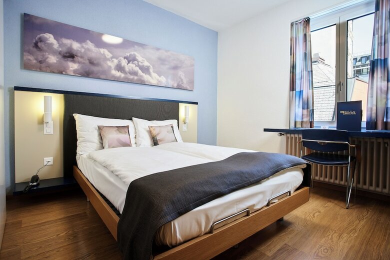 Hotel Bristol