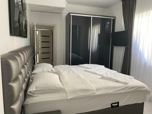 Enjoy Life Apartments