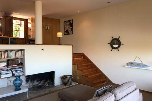 Villa Beachhouse Architecture Awarded With Seaview