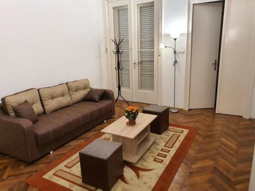 Apartament Enescu