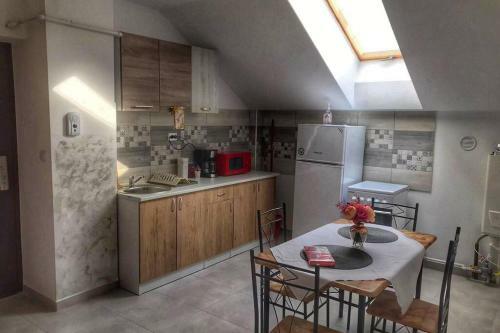 New And Modern, 2 Rooms Cozy Apartment