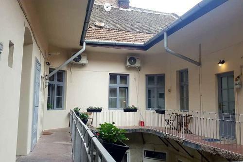 Charming Apartment In Historical City Center