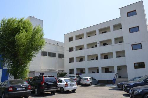 Hotel Vila II Poieni?a
