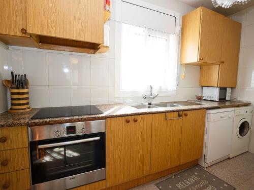 Holiday Home Aiguaviva Parc II Lloret de Mar