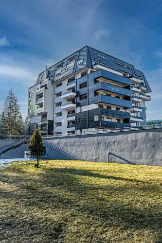 Fabulous Views Silver Mountain 3 Rooms Apartment