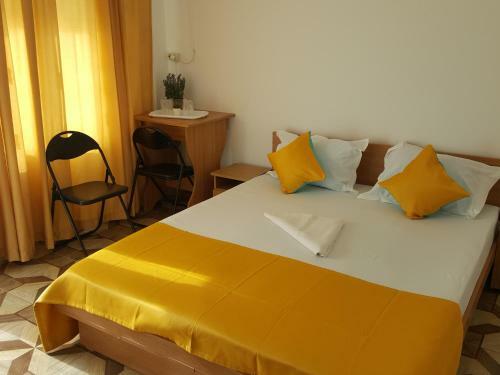 Hostal Vila Yza