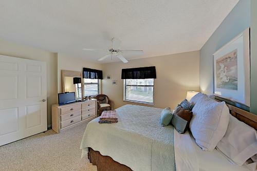 Ocean Village Club Condo Unit #e-35