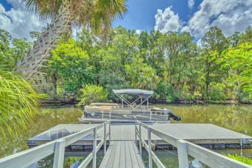 Waterfront Home With Kayaks Boat, Fish And Hike!