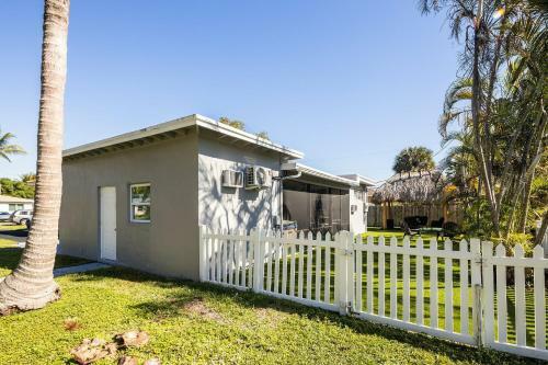 Amazing Escape Close To Dania Beach! Home