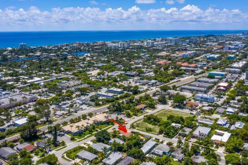 3b Allure W/heated Pool & Jacuzzi, 5min To Beach!