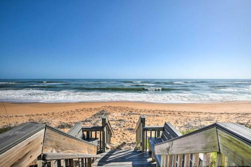 Sunny Home With Decks And Views, Steps To Beach!