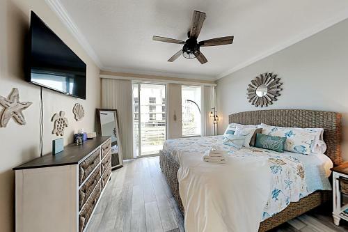Sea-renity Luxury Villa 8284