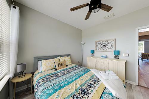 Sea-renity Luxury Villa 8284
