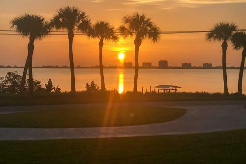 Fort Pierce Oasis Sunrise Riverview Home