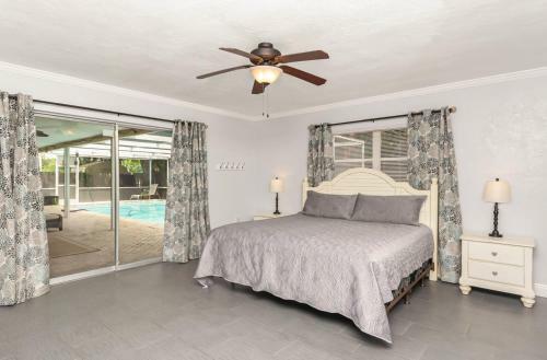 Davis Oasis