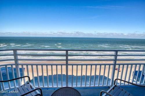 Apartamento Ocean Walk Resort 2br Ocean Front Condo 1701