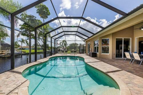 Villa Barefoot - Roelens Vacations - Heated Pool & Spa, Gulf Access, Sleeping Capabilities For 10!