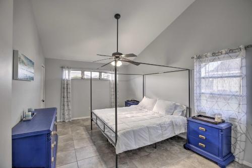 Chic Cape Coral Oasis With Pool About 7 Mi To Beach