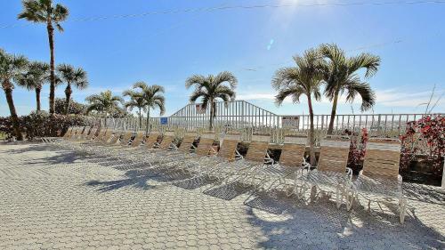 Beach Palms By Teeming Vacation Rentals