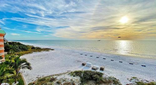 Beach Palms By Teeming Vacation Rentals
