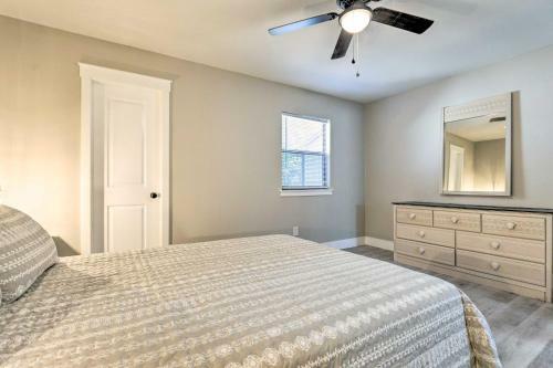 Fort Walton Beach Townhome Less Than 3 Mi To Beach!