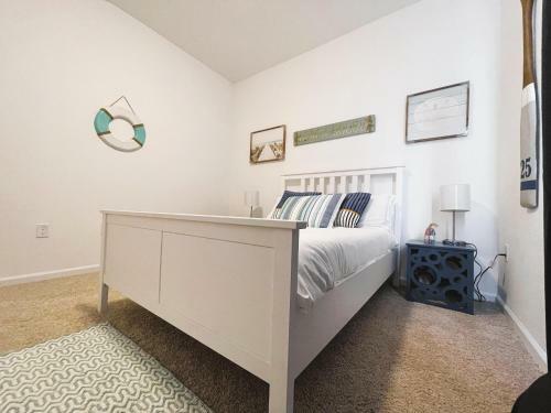 New 3br Spacious & Lux Beach House Theme By Air Base Miami