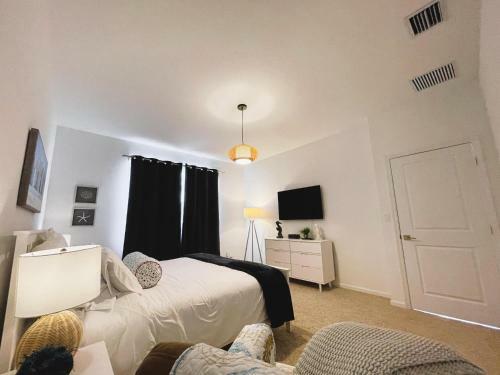New 3br Spacious & Lux Beach House Theme By Air Base Miami