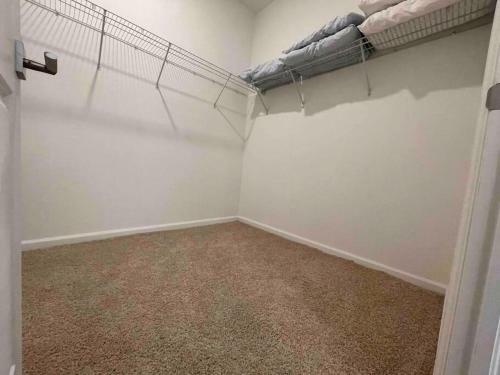 New 3br Spacious & Lux Beach House Theme By Air Base Miami