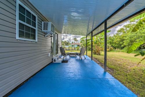 Cozy Canalfront Home Less Than 2 Mi To Hudson Beach!