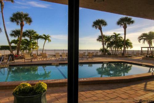 Carlos Pointe 413 By Kathy Nesbit Vacations