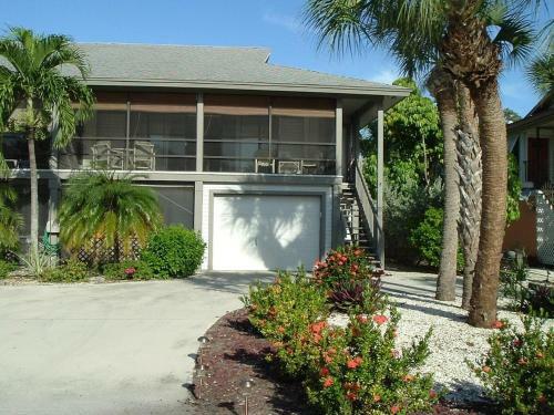 Anchorage St. Pet-friendly Vacation Home