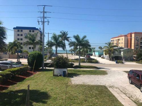 Apartamento 2 Beach Access, Close To Time's Square, On Water