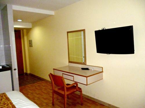 Mansour Plaza Hotel Apartments