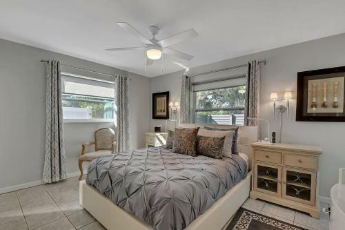 Wilton Manors Cottage 4 Bd 4 Bth W/2 Private Pools