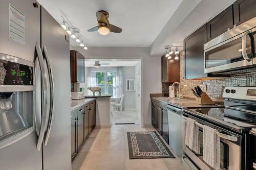 Wilton Manors Cottage 4 Bd 4 Bth W/2 Private Pools