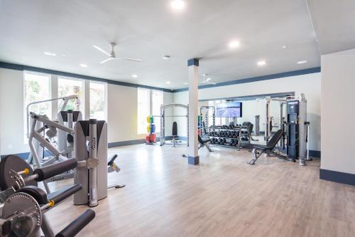 Stay Gia Modern 2 Bedroom Apartment At The Exchange