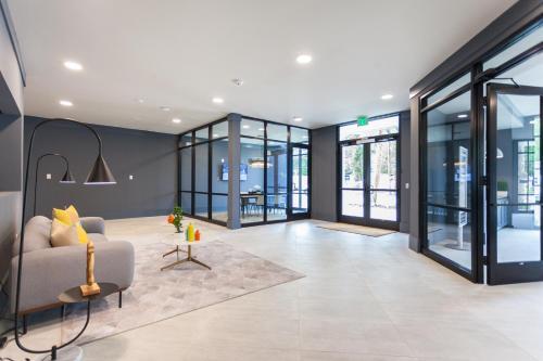 Stay Gia Modern 2 Bedroom Apartment At The Exchange