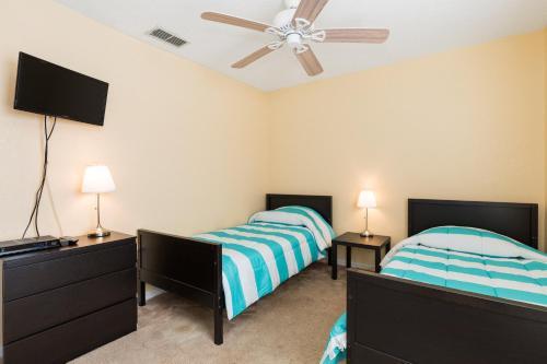 Villa 5 Bedroom Home At Highlands Reserve 157