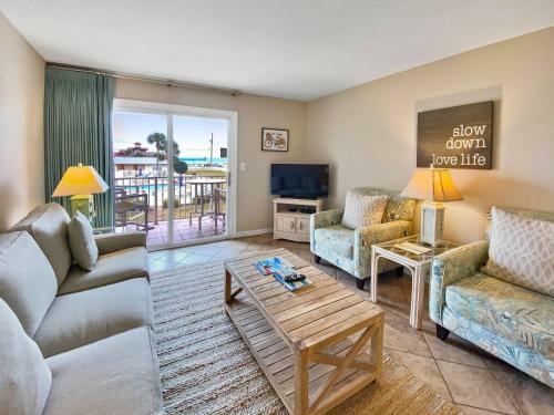 Tradewinds Condominium #26 By Destin Getaways