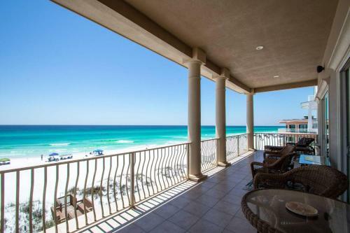 Gulf Paradise By Destin Getaways