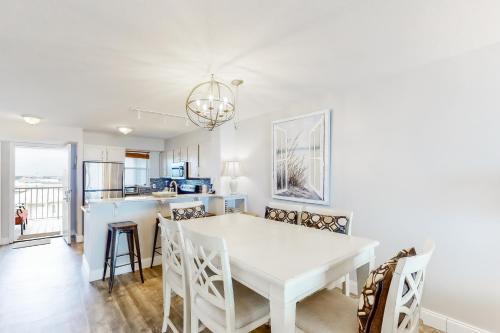 Magnolia House At Destin Pointe III