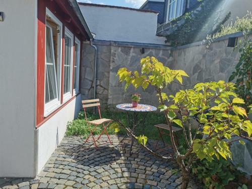 Apartamento Rheingau - Sch�ne M�blierte Ferienwohnung