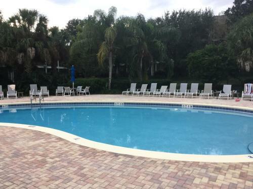 Beautiful 3 Bedroom Apartment Minutes From Disney!