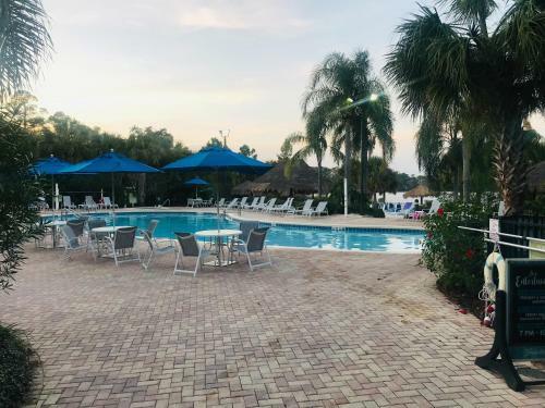 Beautiful 3 Bedroom Apartment Minutes From Disney!