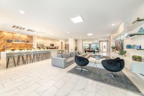 Villa Ultimate Luxury Home Near Disney