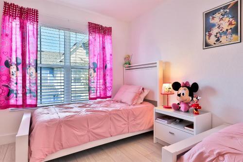 Magical Retreat At Venetian Bay