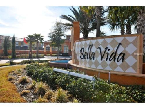 Bella Vida Resort Luxury Pool Home Game Room View!