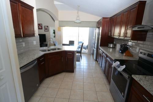 87218 5 Bedroom Pool Home, Emerald Island Resort
