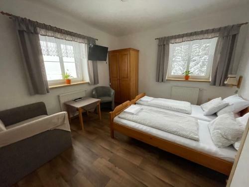 Hostal Pension Hones